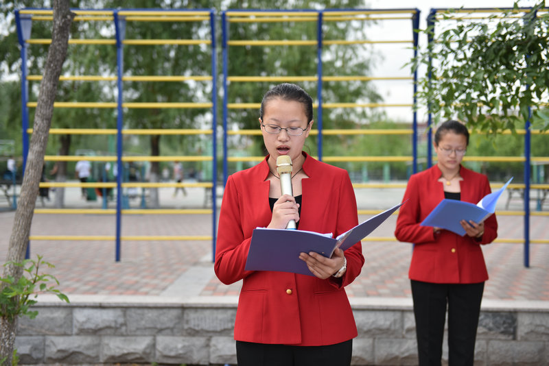 李雨琪发表《做一名合格团员》主题演讲