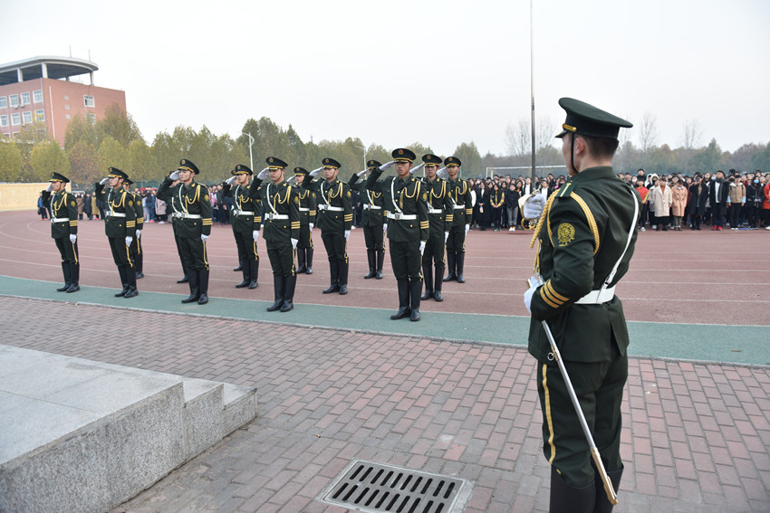 升旗仪式现场